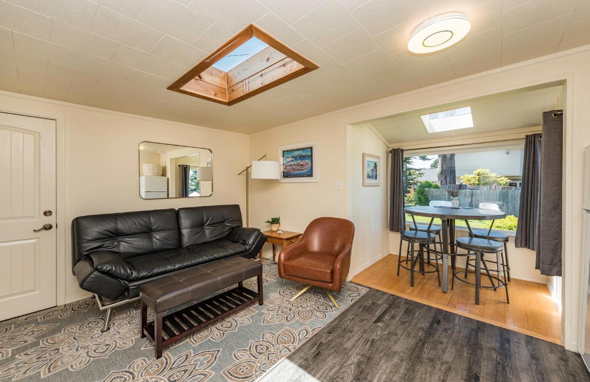 Juan de Fuca Cottages Sequim Buitenkant foto